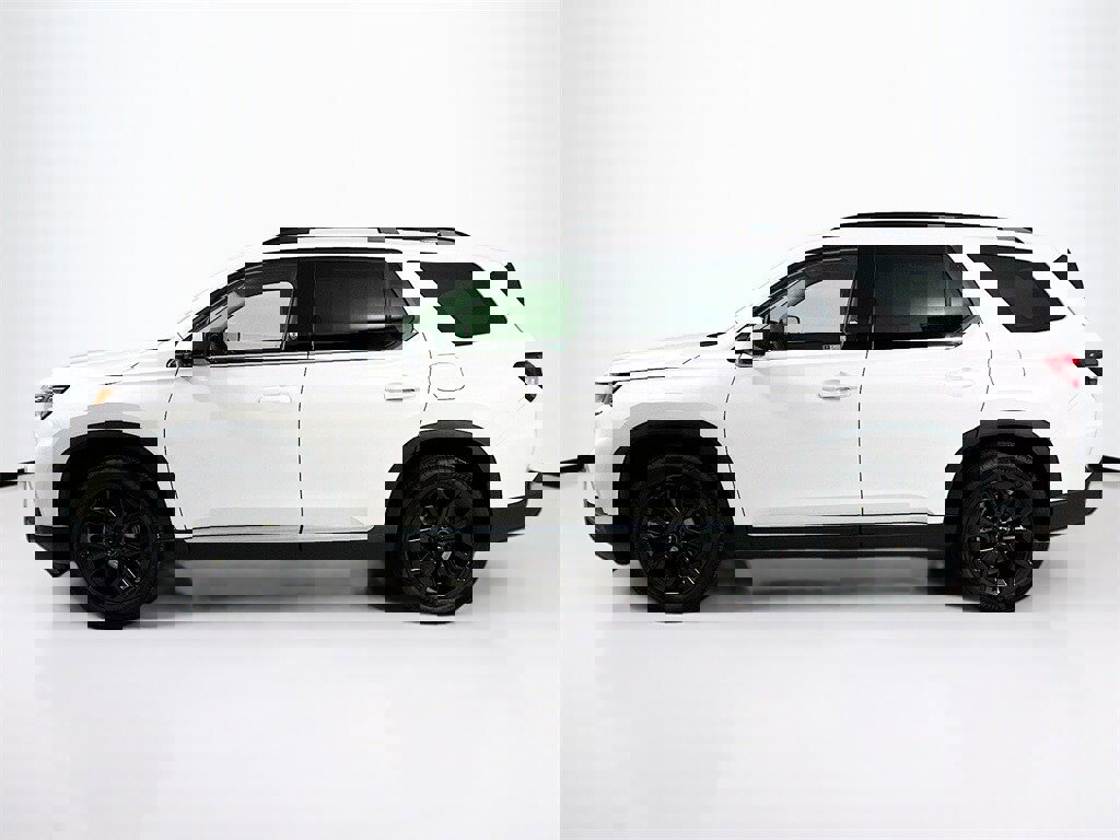 New 2025 Honda Pilot Touring image 4