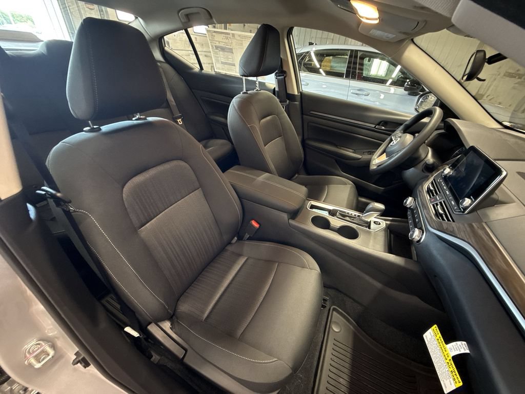 New 2026 Nissan Altima 2.5 SV FWD image 24