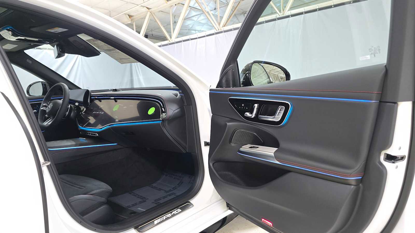 New 2026 Mercedes-Benz E 53 AMG e 4MATIC Sedan image 10