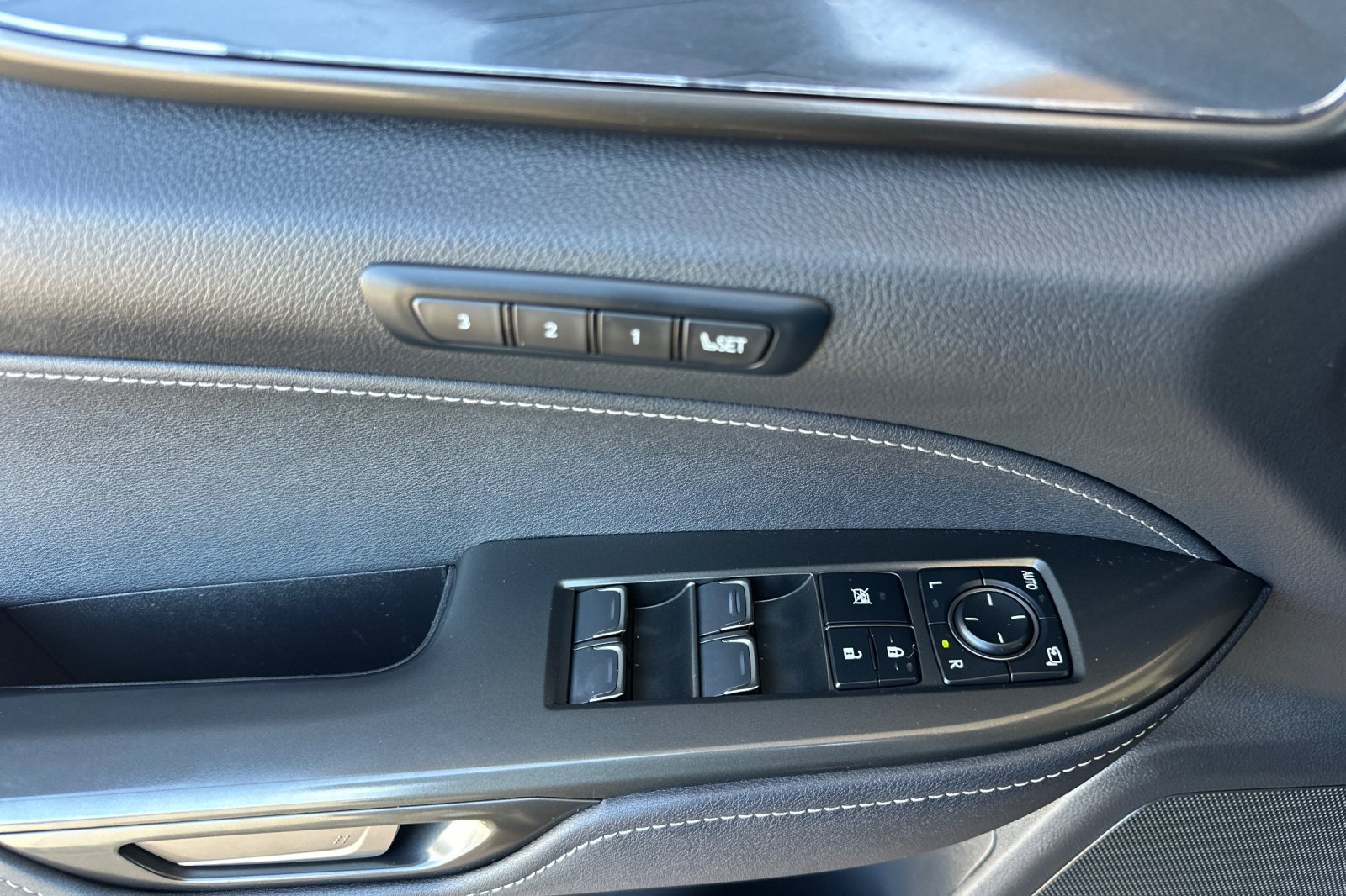 Certified 2024 Lexus NX 350h AWD image 8