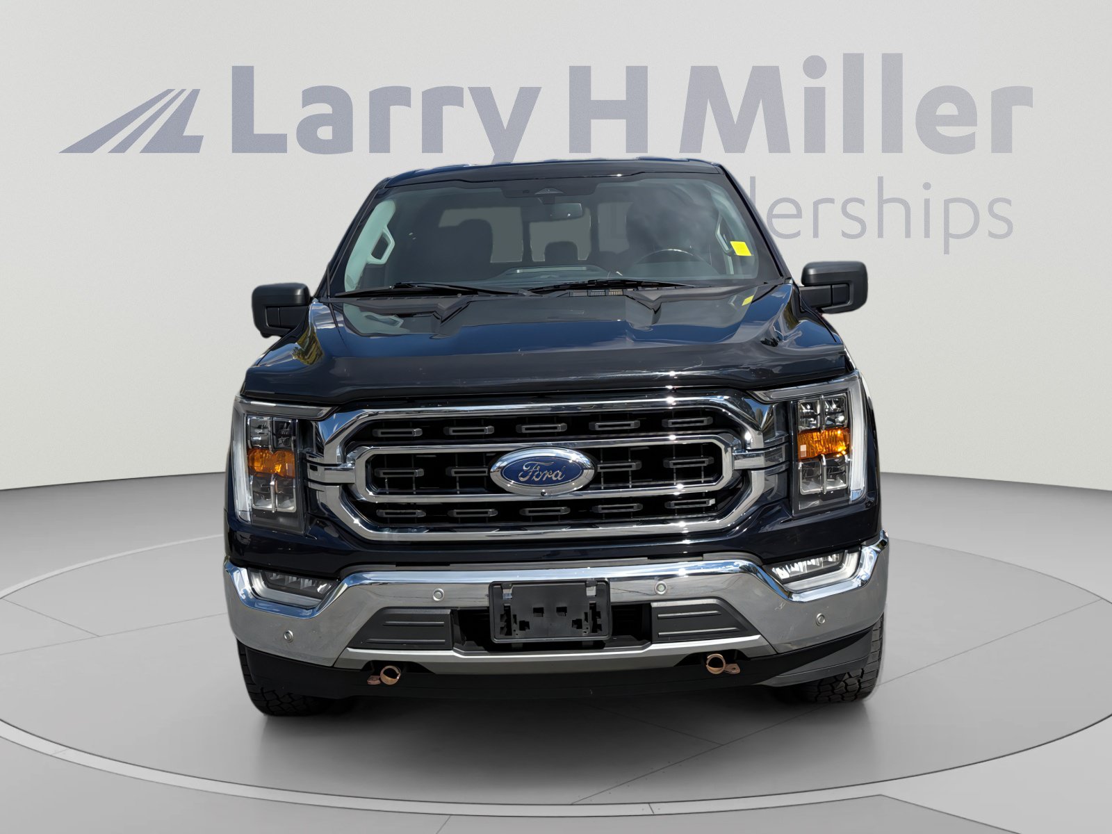 Used 2021 Ford F150 XLT w/ Equipment Group 302A High AWD/4WD image 8