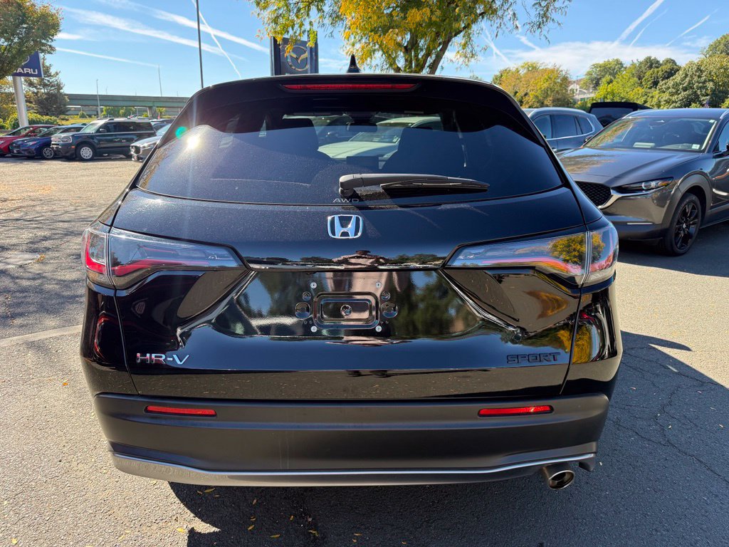 Used 2025 Honda HR-V Sport image 6