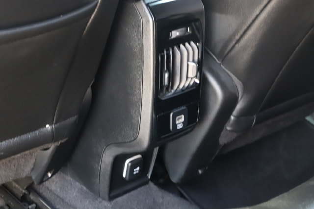 Used 2025 Jeep Compass Limited AWD/4WD image 19