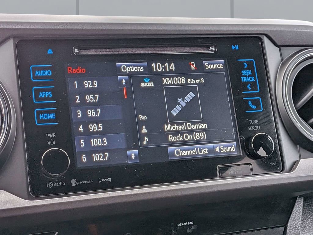 Used 2018 Toyota Tacoma TRD Off-Road image 18