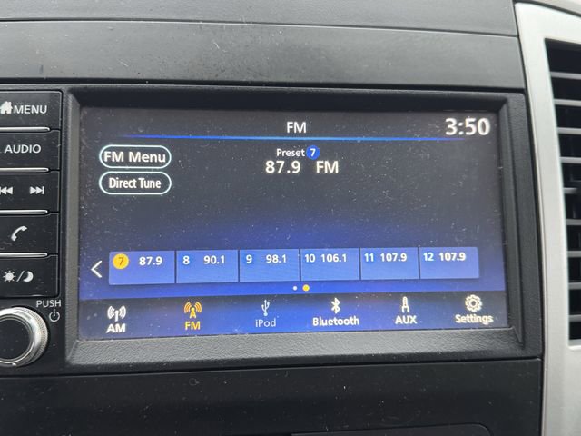 Used 2021 Nissan Frontier SV image 16