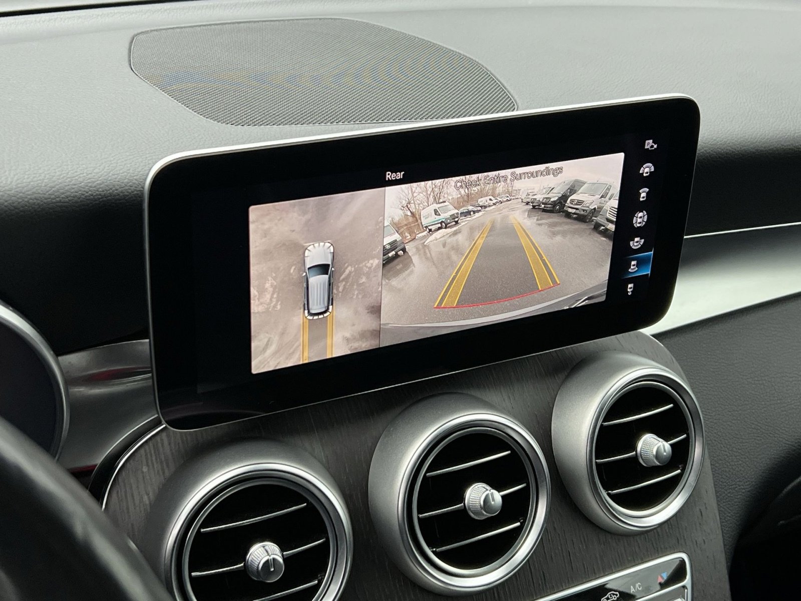 Certified 2021 Mercedes-Benz GLC 300 4MATIC image 17