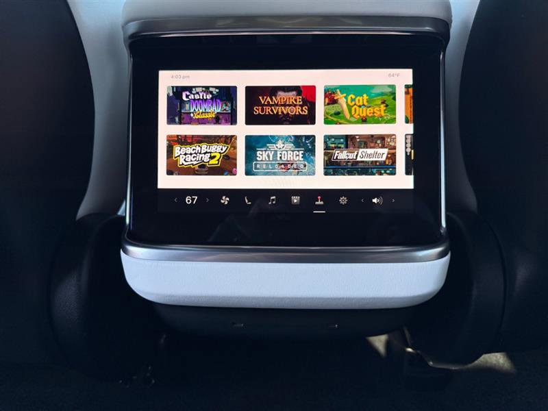 Used 2022 Tesla Model S Plaid image 40