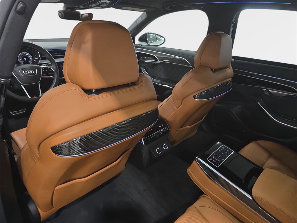 Used 2024 Audi S8 image 13