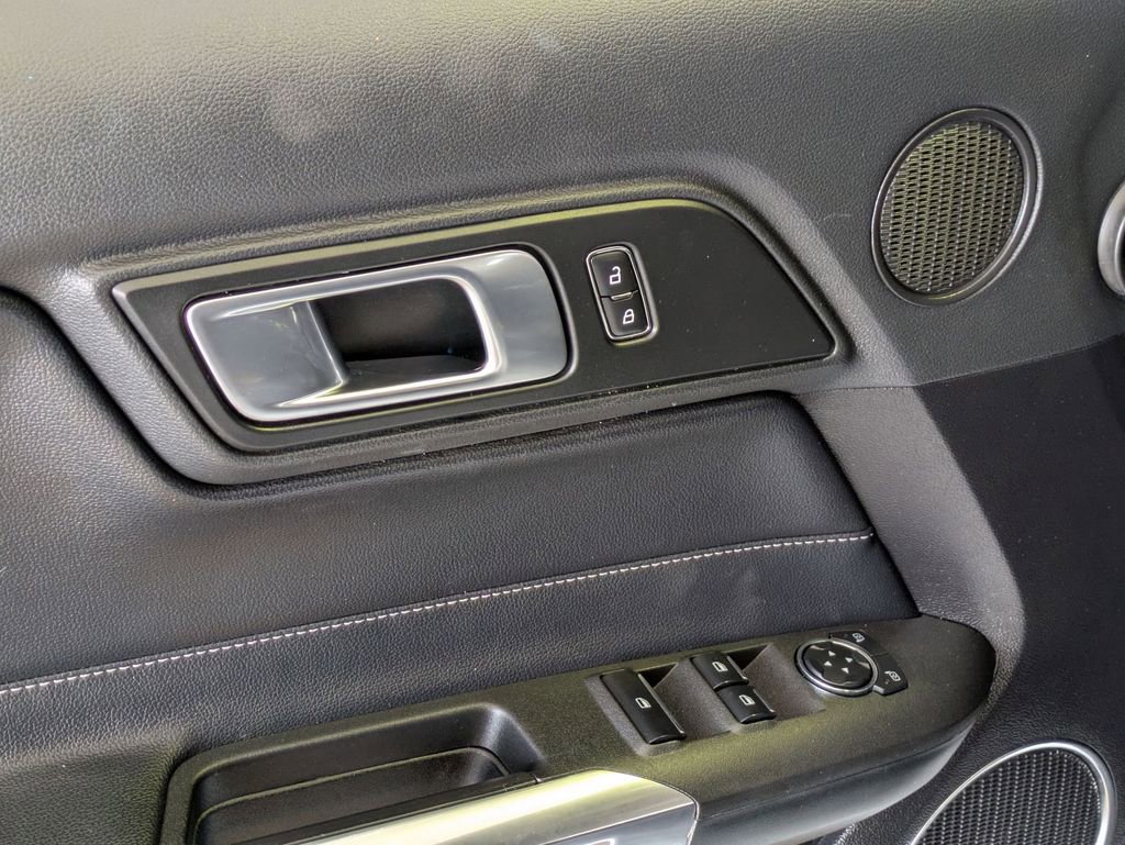 Used 2023 Ford Mustang Premium image 13