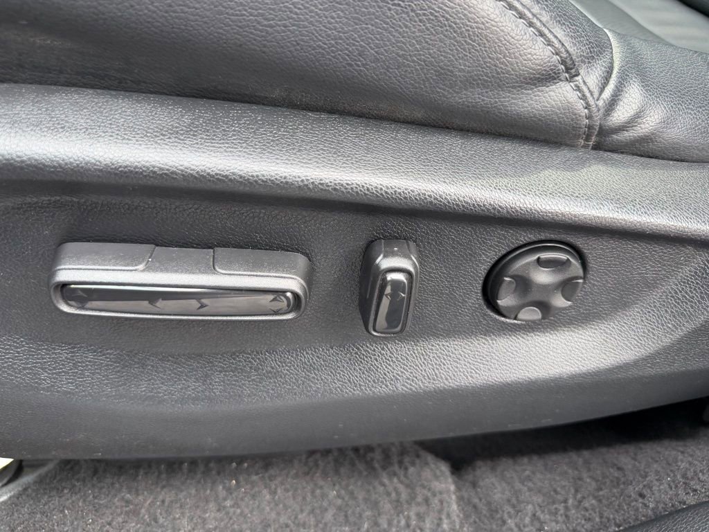 Used 2021 Honda CR-V EX-L image 13