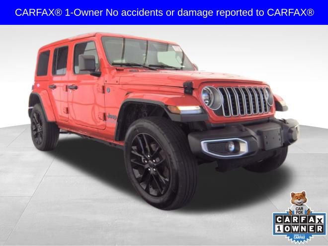 Used 2025 Jeep Wrangler Unlimited Sahara w/ Safety Group image 4