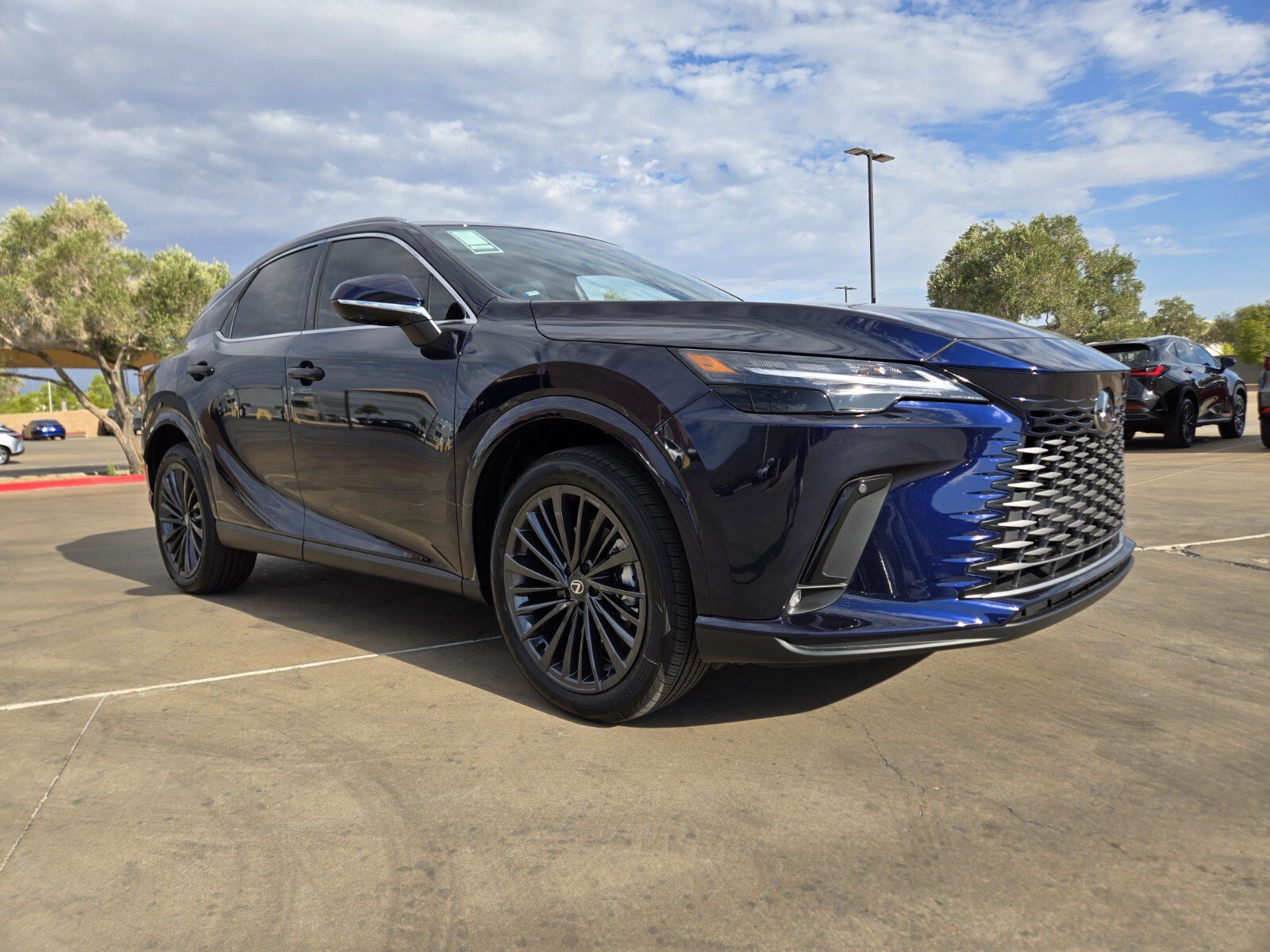 New 2026 Lexus RX 350h AWD/4WD image 2