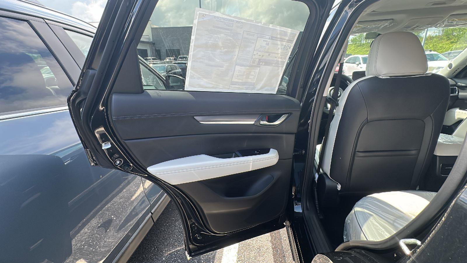 New 2025 MAZDA CX-5 AWD 2.5 S w/ Premium Plus Pkg image 15