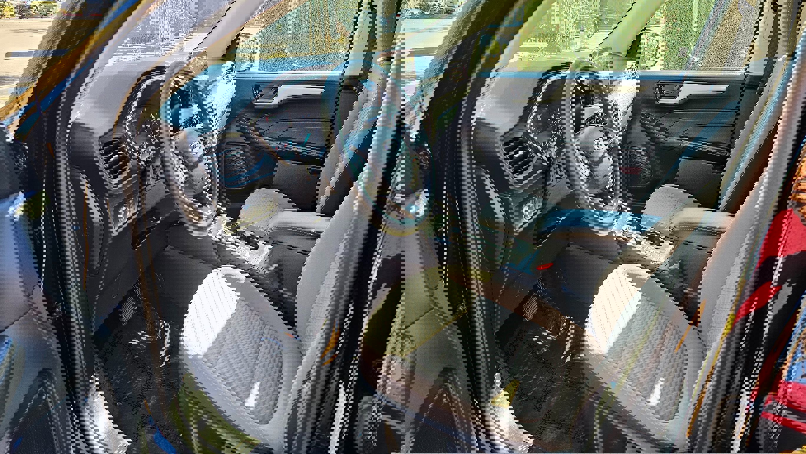 Used 2022 Ford Escape SE image 13