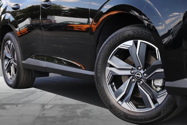Used 2026 Nissan Murano SV AWD/4WD image 3