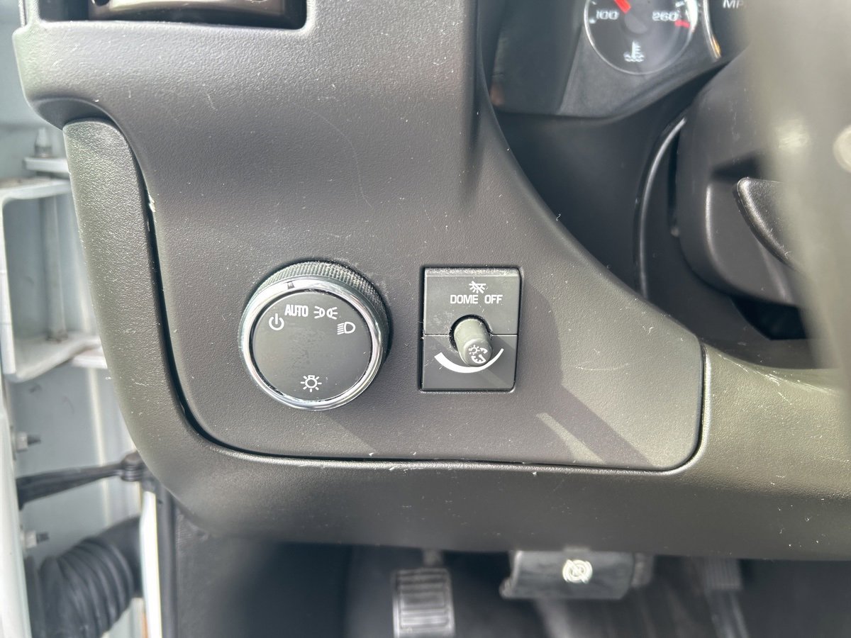 Used 2022 Chevrolet Express 2500 w/ Driver Convenience Package image 21