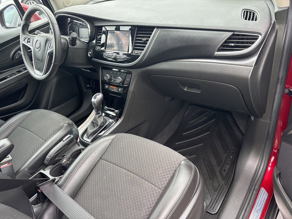 Used 2022 Buick Encore Preferred w/ Safety Package AWD/4WD image 30