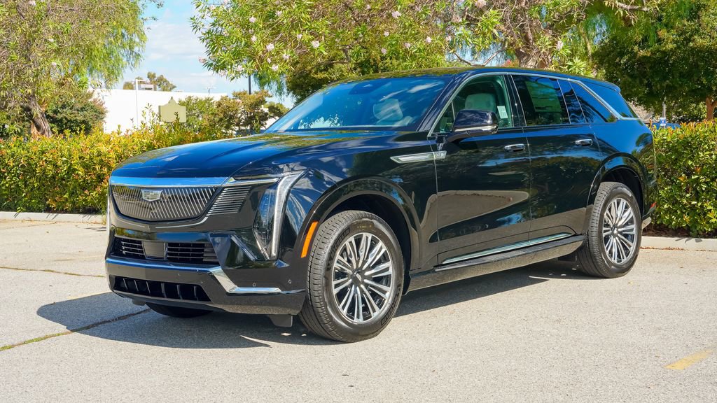 New 2026 Cadillac Escalade IQ Luxury 1 image 3