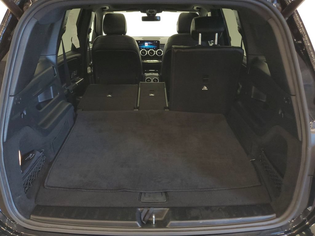 Used 2020 Mercedes-Benz GLB 250 4MATIC image 25