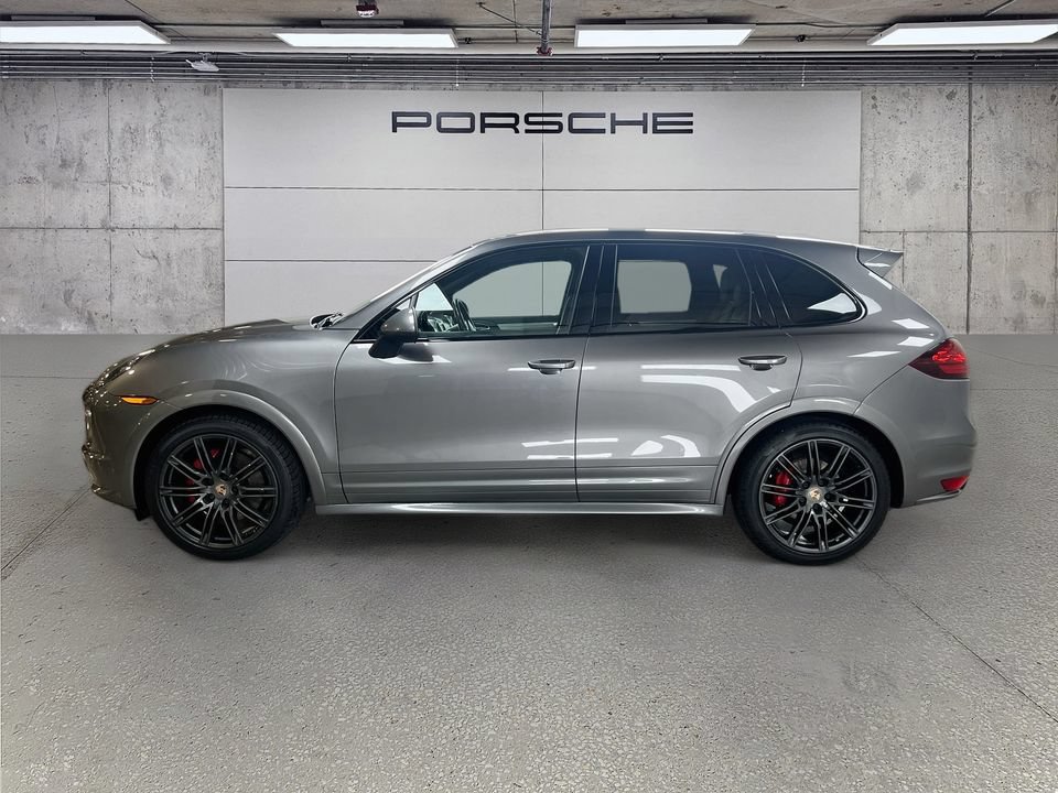 Used 2014 Porsche Cayenne GTS AWD/4WD image 2