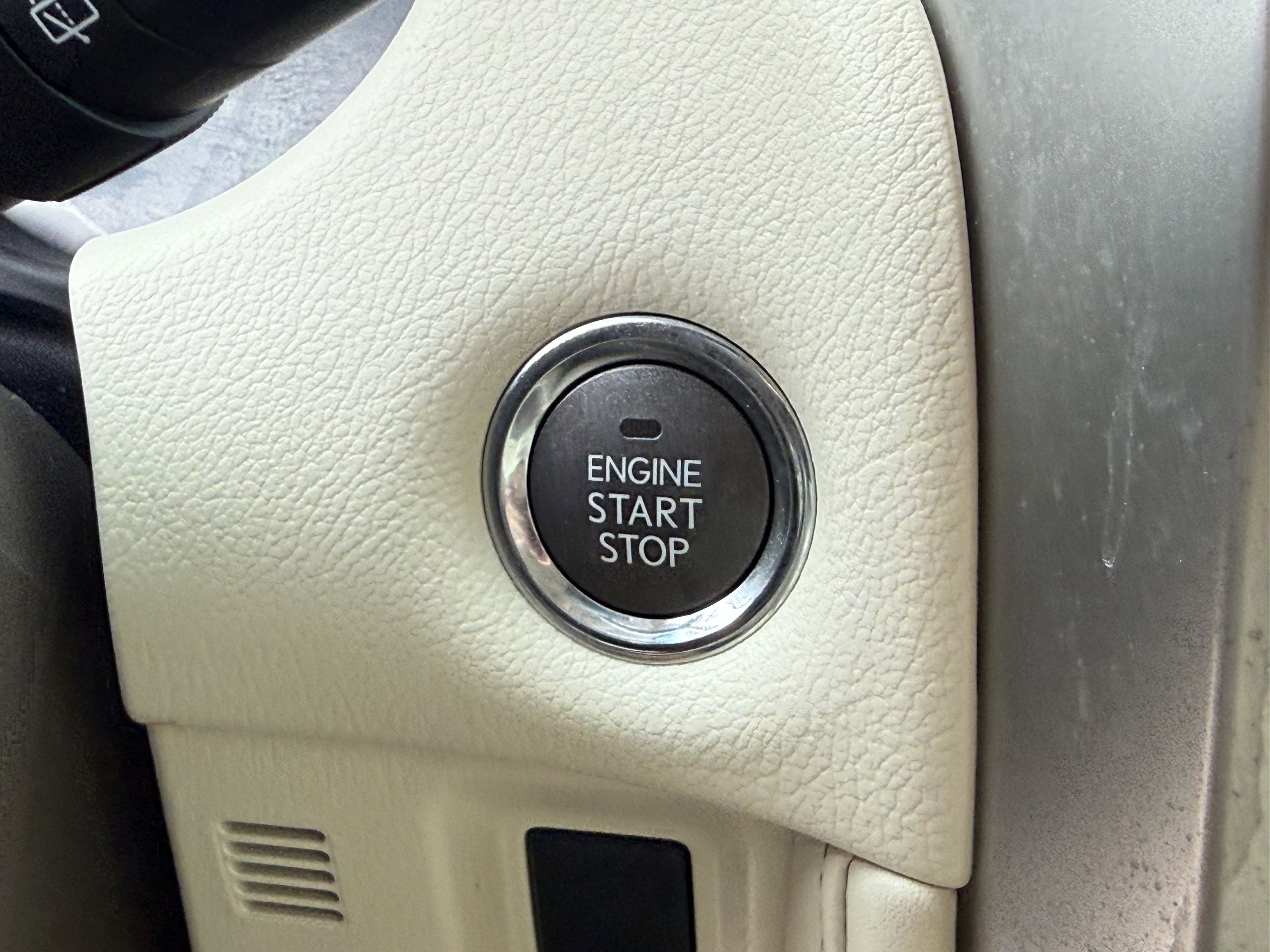 Used 2019 Lexus GX 460 Premium w/ Premium Package AWD/4WD image 24