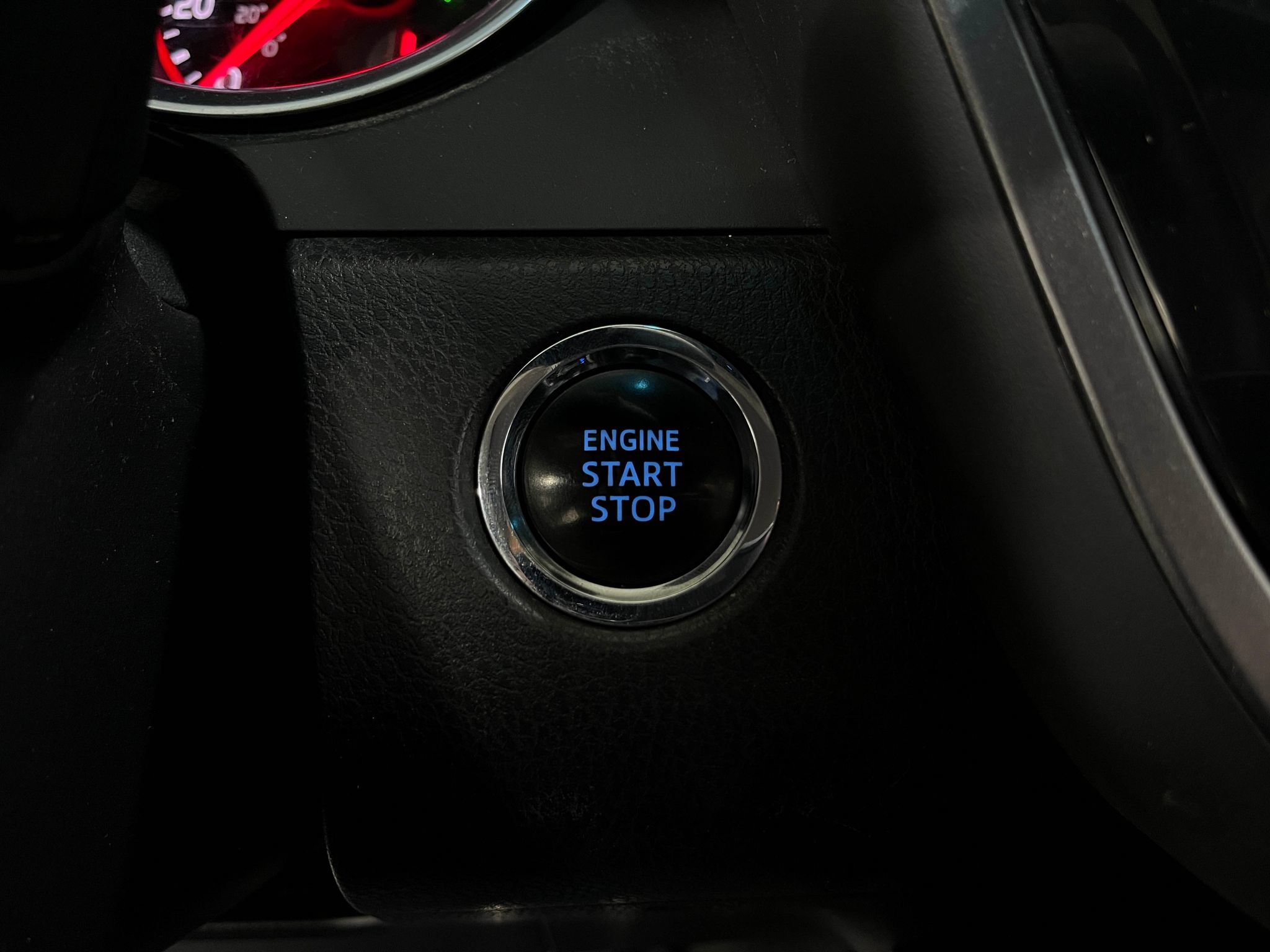Used 2018 Toyota Camry XSE FWD image 20