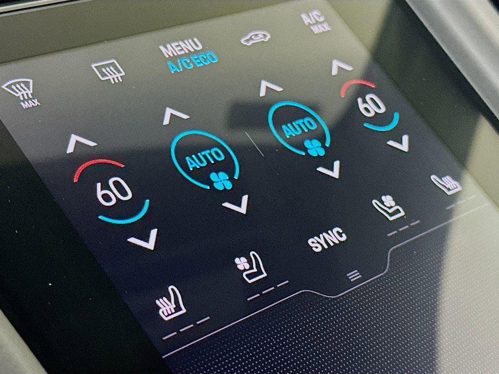 Certified 2023 Porsche Taycan Turbo image 22