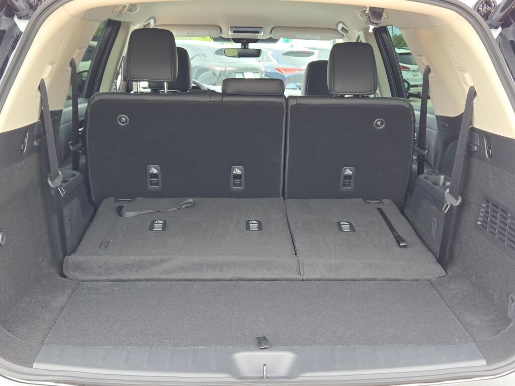 New 2026 Nissan Pathfinder SL AWD/4WD image 13