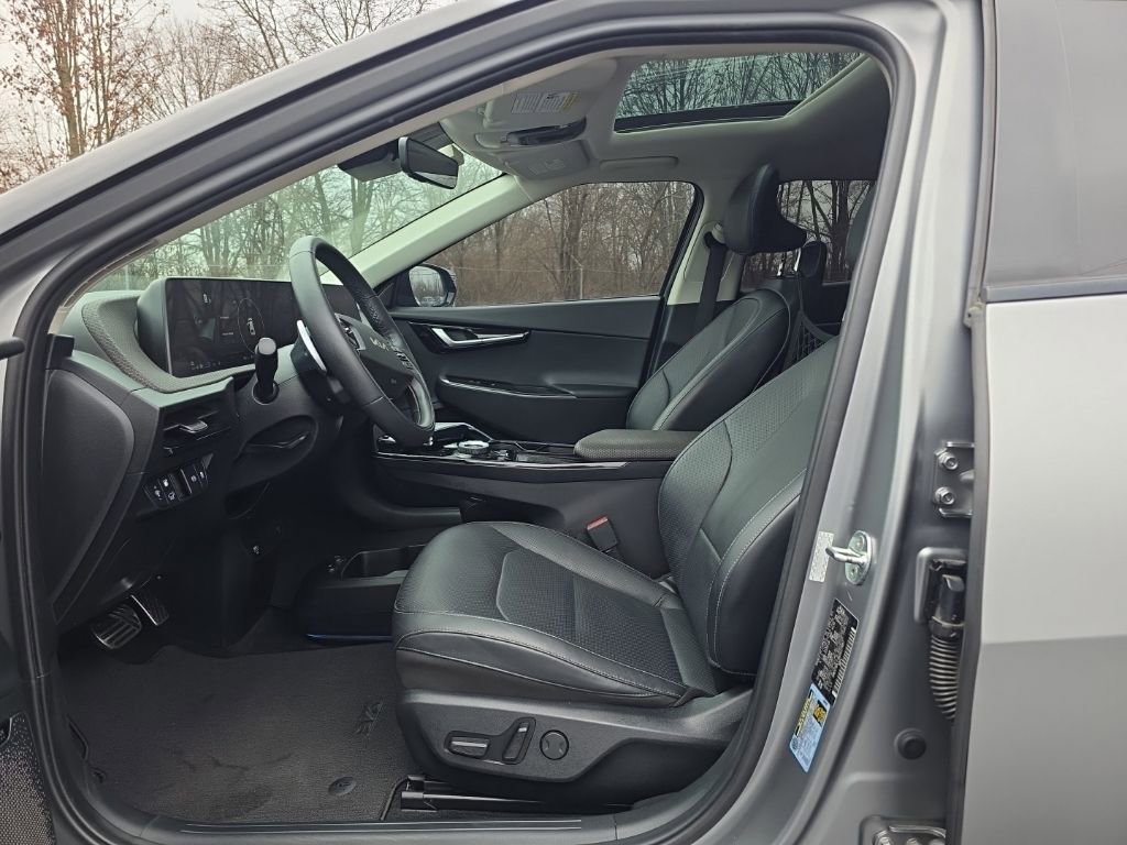 Used 2022 Kia EV6 GT-Line w/ First Edition Package image 15