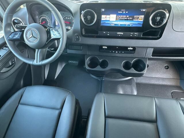 New 2026 Mercedes-Benz Sprinter 2500 image 13