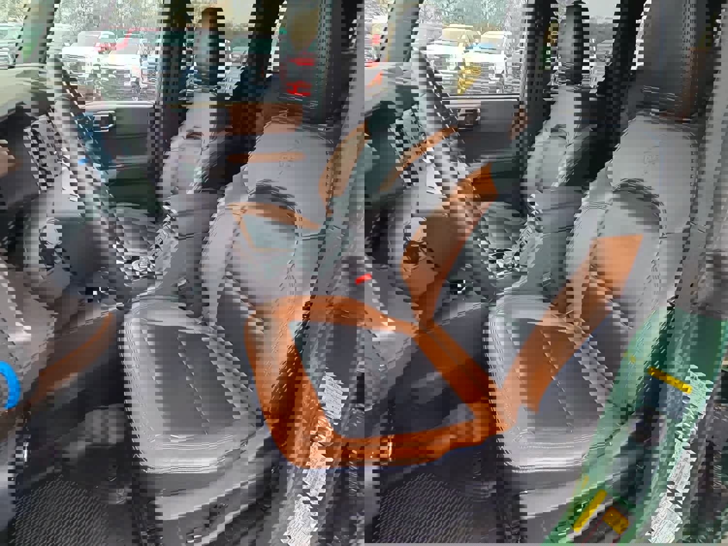 Used 2023 Ford Bronco Outer Banks image 10