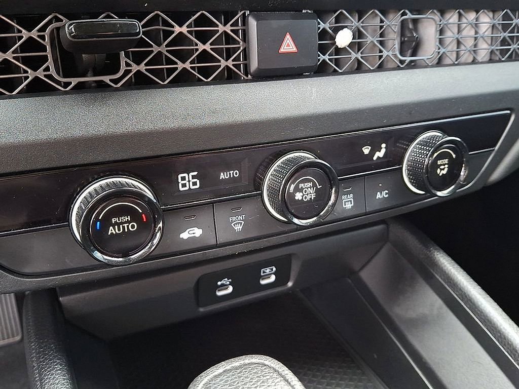 Used 2023 Honda Accord LX image 3