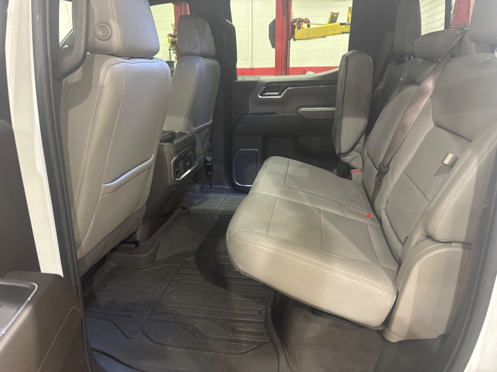 Used 2022 GMC Sierra 1500 SLT w/ SLT Premium Plus Package AWD/4WD image 43