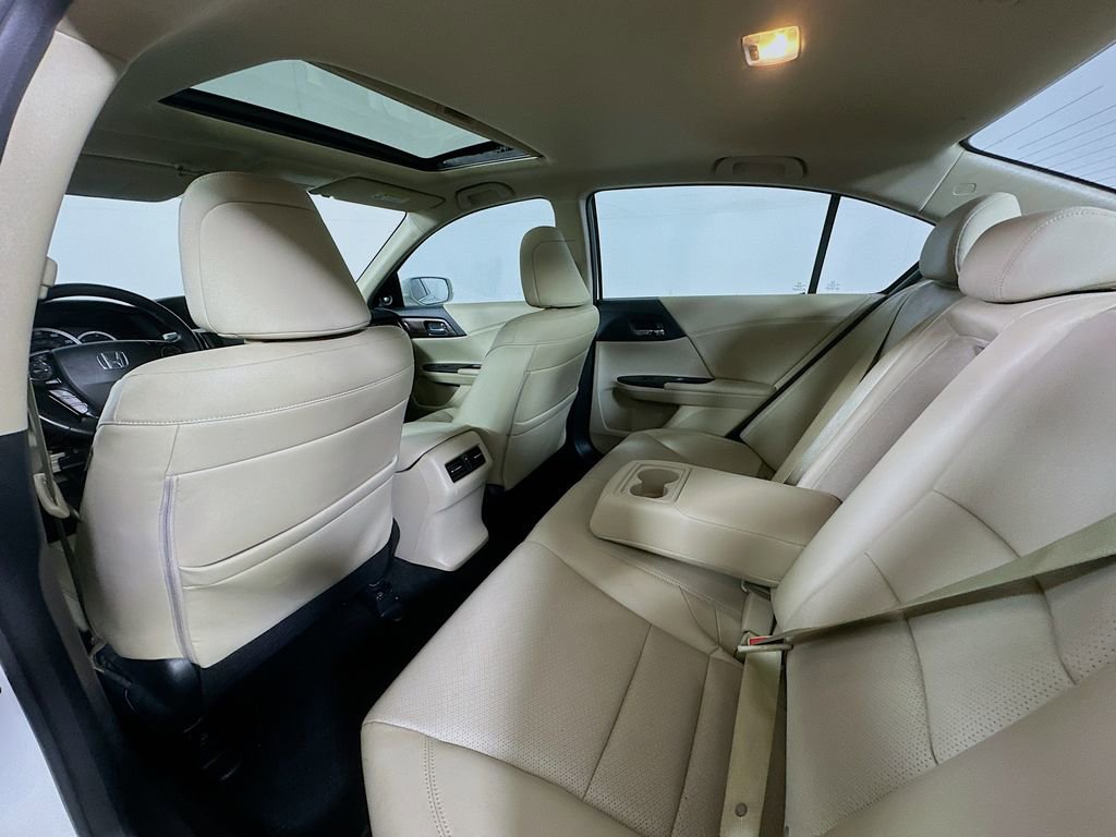 Used 2017 Honda Accord EX-L image 13