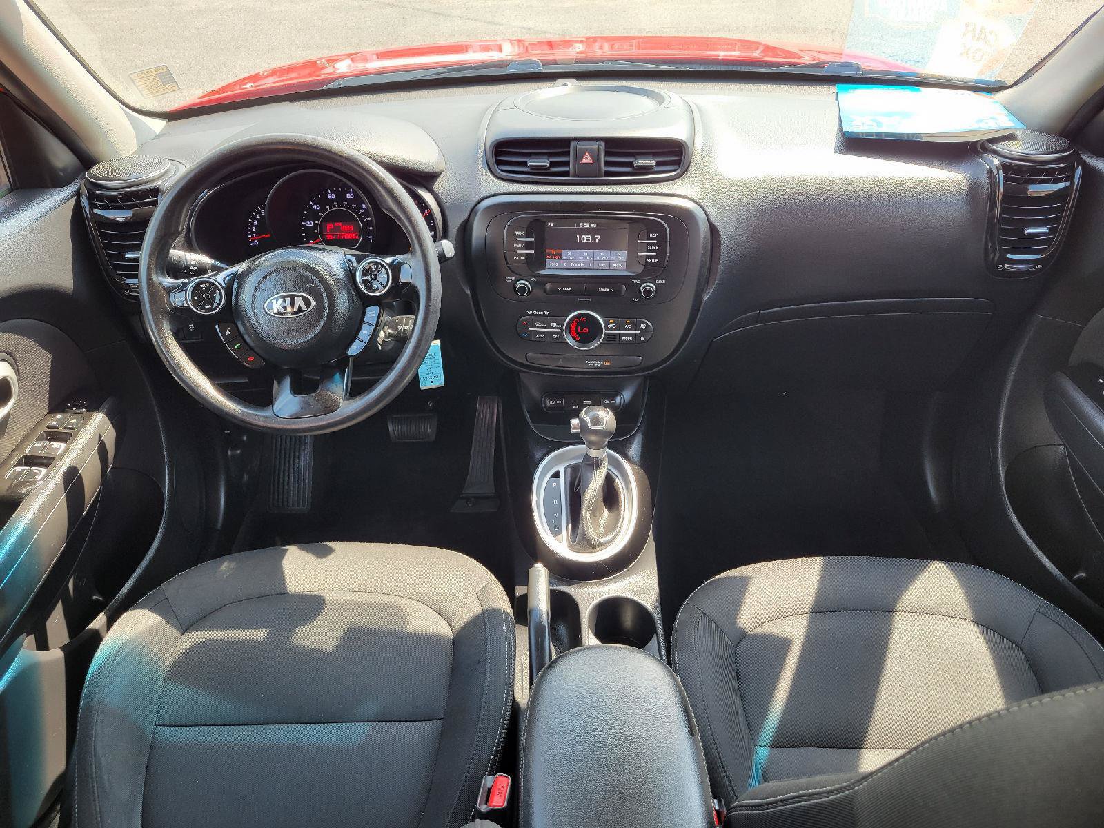 Used 2017 Kia Soul + FWD image 4