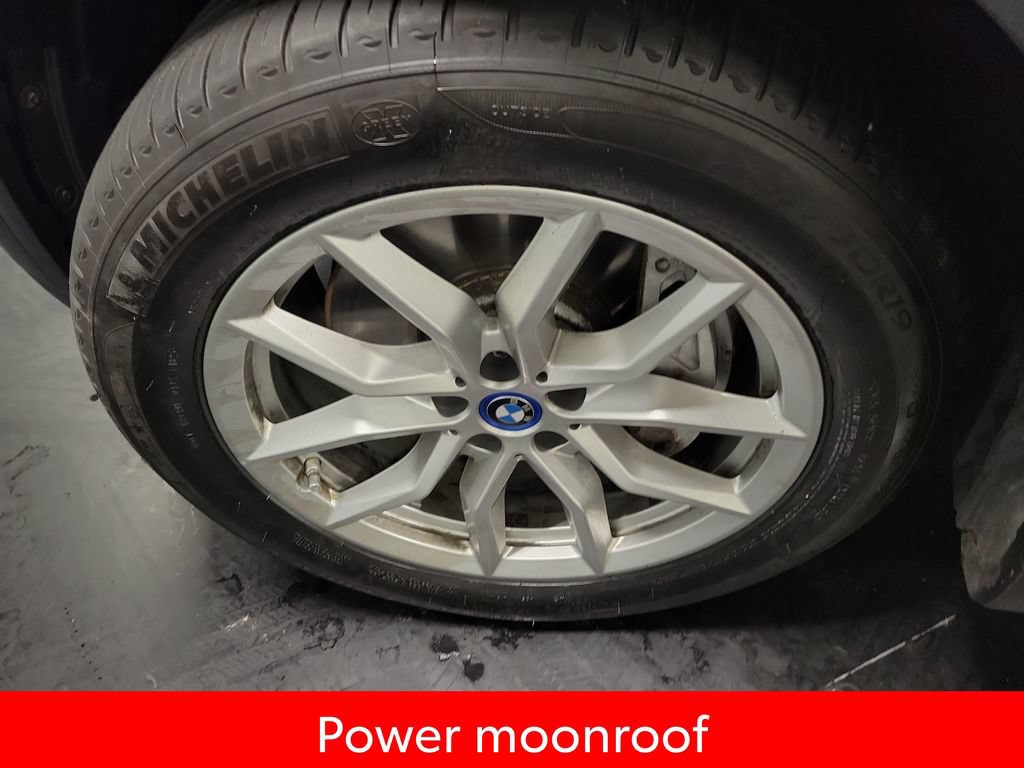 Used 2022 BMW X5 xDrive45e w/ Climate Comfort Package AWD/4WD image 13