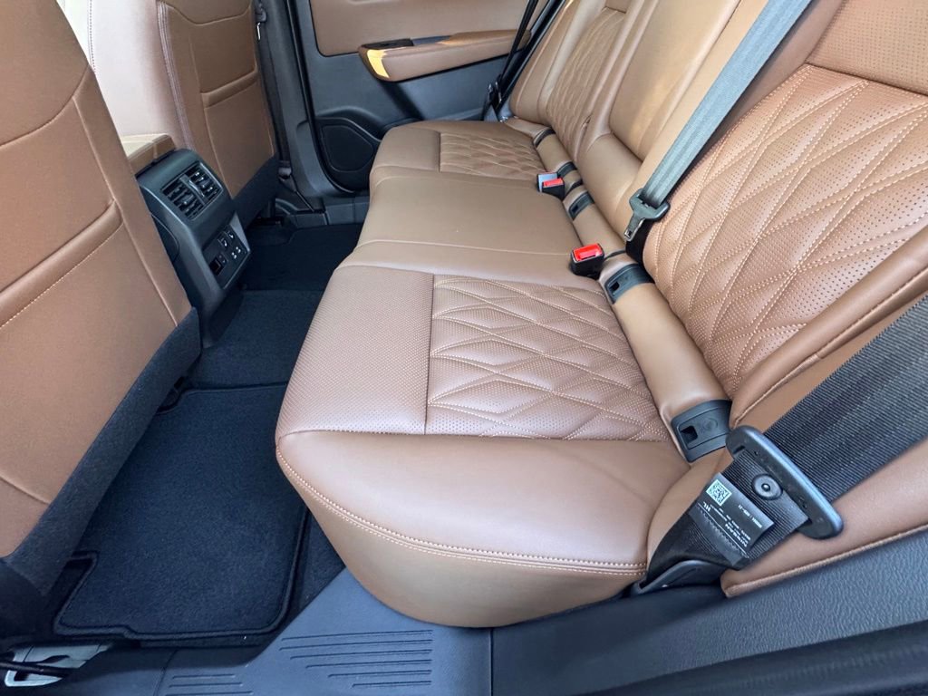 New 2026 Nissan Rogue Platinum image 13