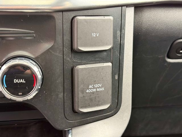 Used 2022 Ford F150 Lariat w/ Equipment Group 502A High image 35