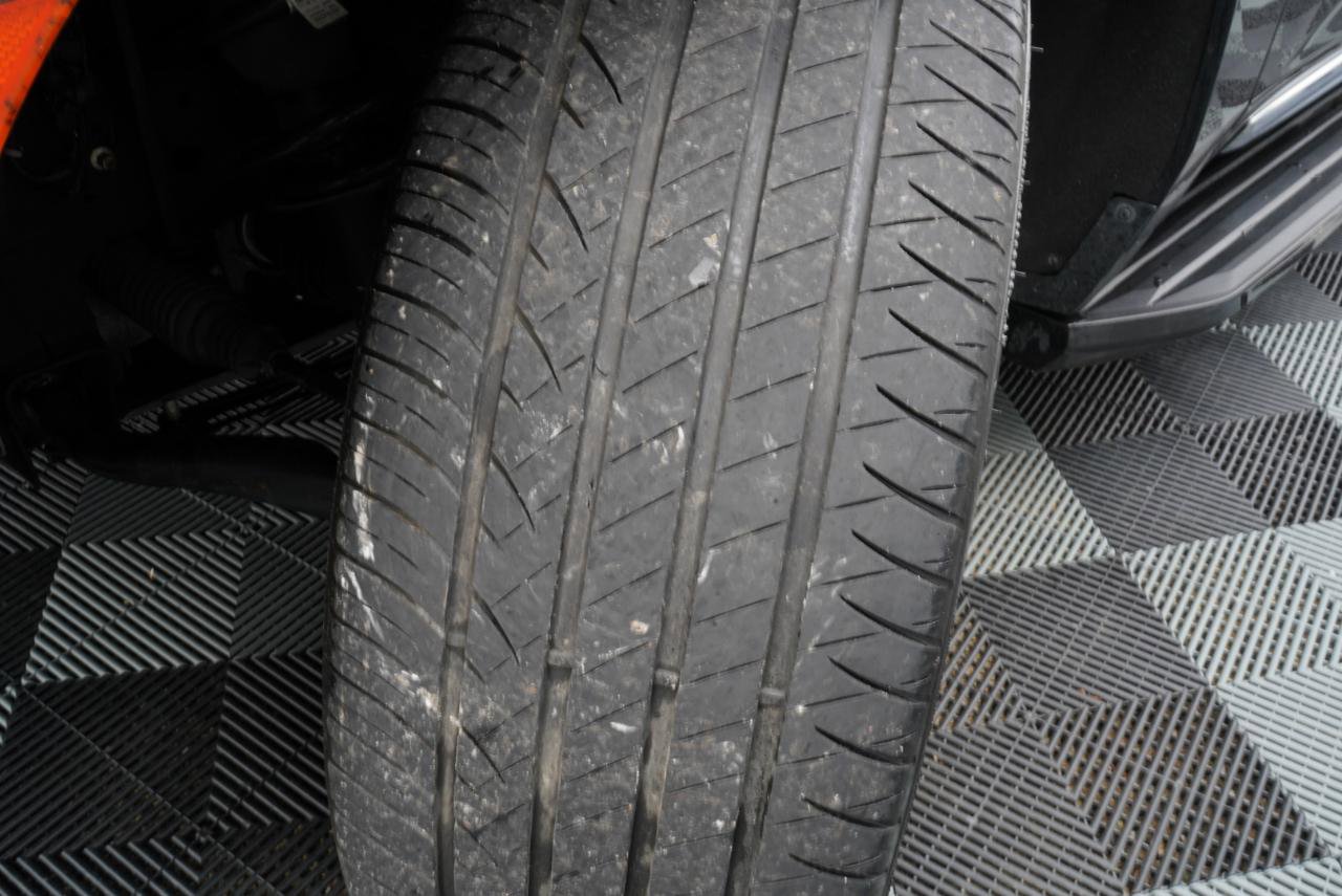 Used 2022 Cadillac Escalade Luxury image 89