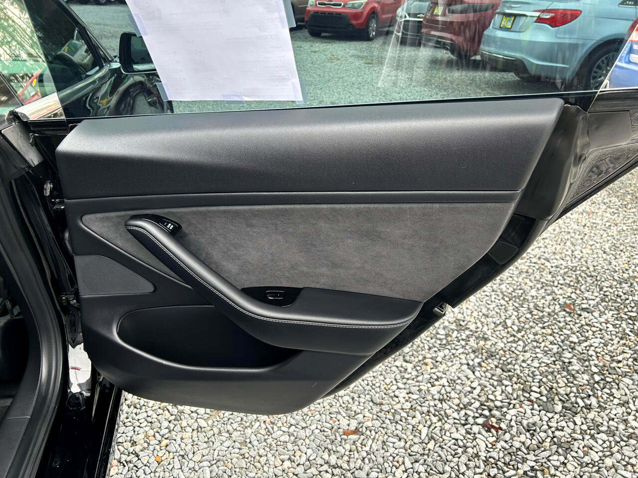 Used 2018 Tesla Model 3 Long Range image 16