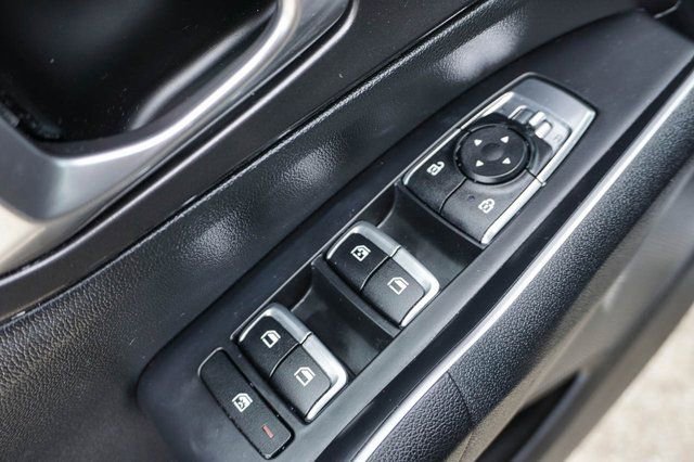 Used 2022 Kia Sorento LX image 11