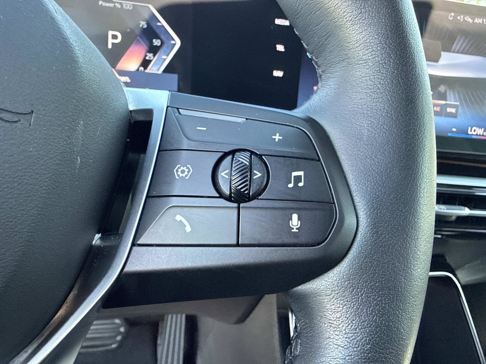 Used 2025 BMW X1 xDrive28i AWD/4WD image 32