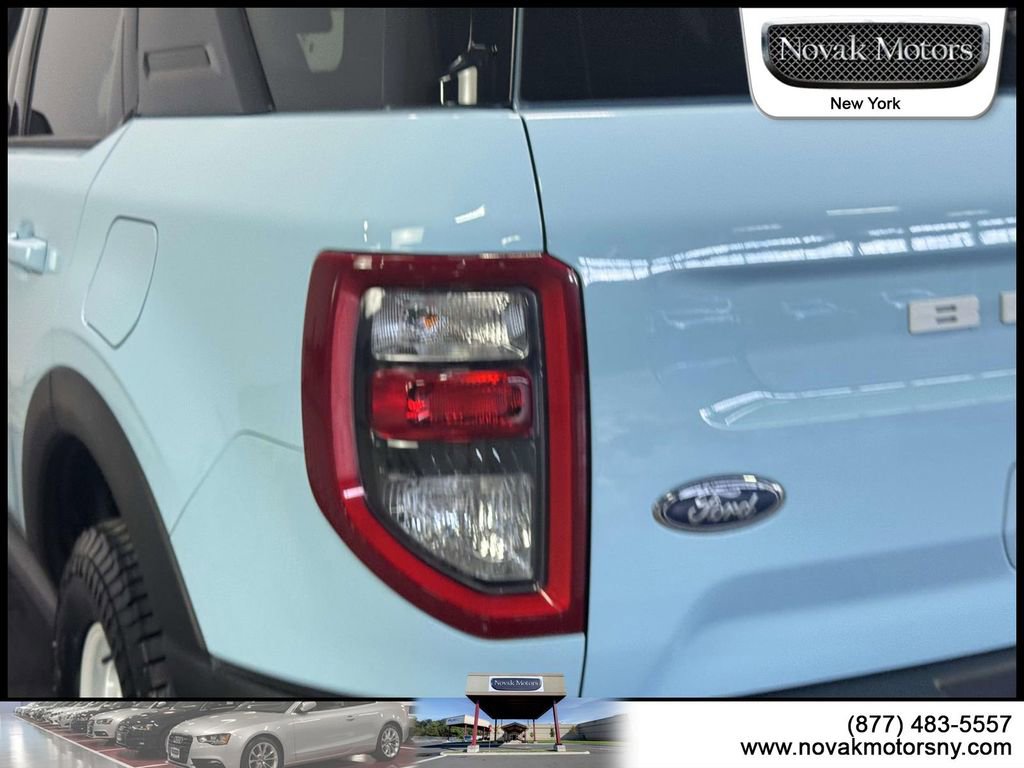Used 2023 Ford Bronco Sport Heritage Limited AWD/4WD image 9