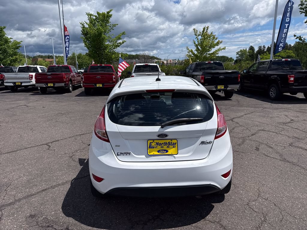 Used 2017 Ford Fiesta SE w/ Equipment Group 201A FWD image 11