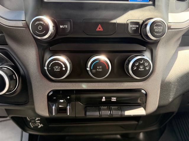Used 2023 RAM 3500 Tradesman w/ Chrome Appearance Group AWD/4WD image 14