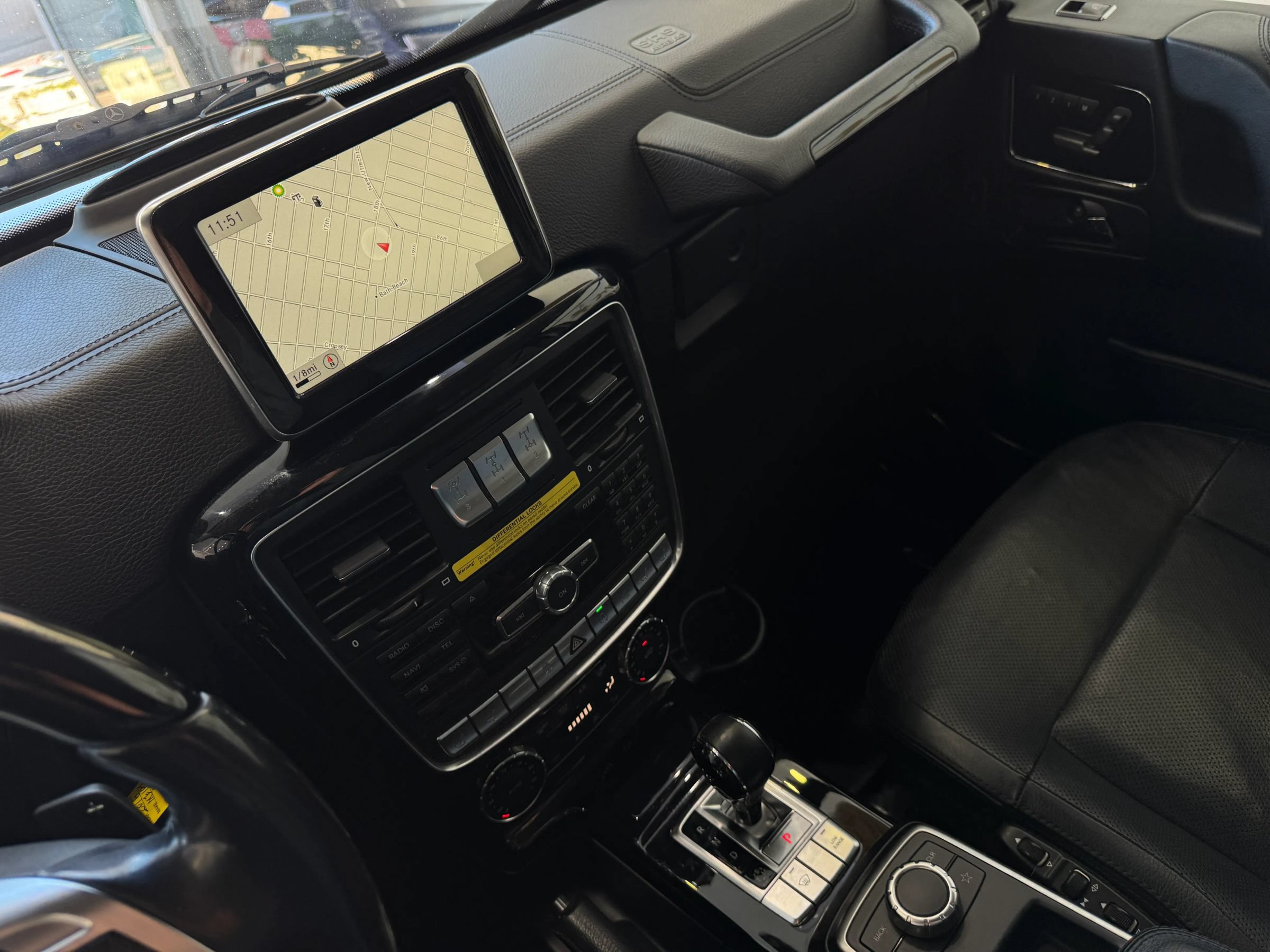 Used 2016 Mercedes-Benz G 550 image 18