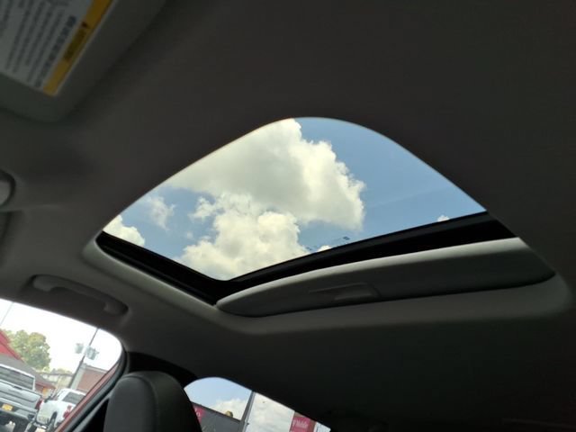 New 2026 Chevrolet Trax LT w/ Sunroof Package FWD image 13