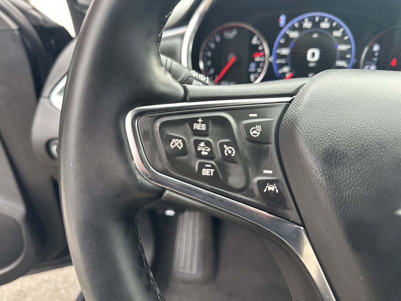 Used 2024 Chevrolet Malibu LT image 12