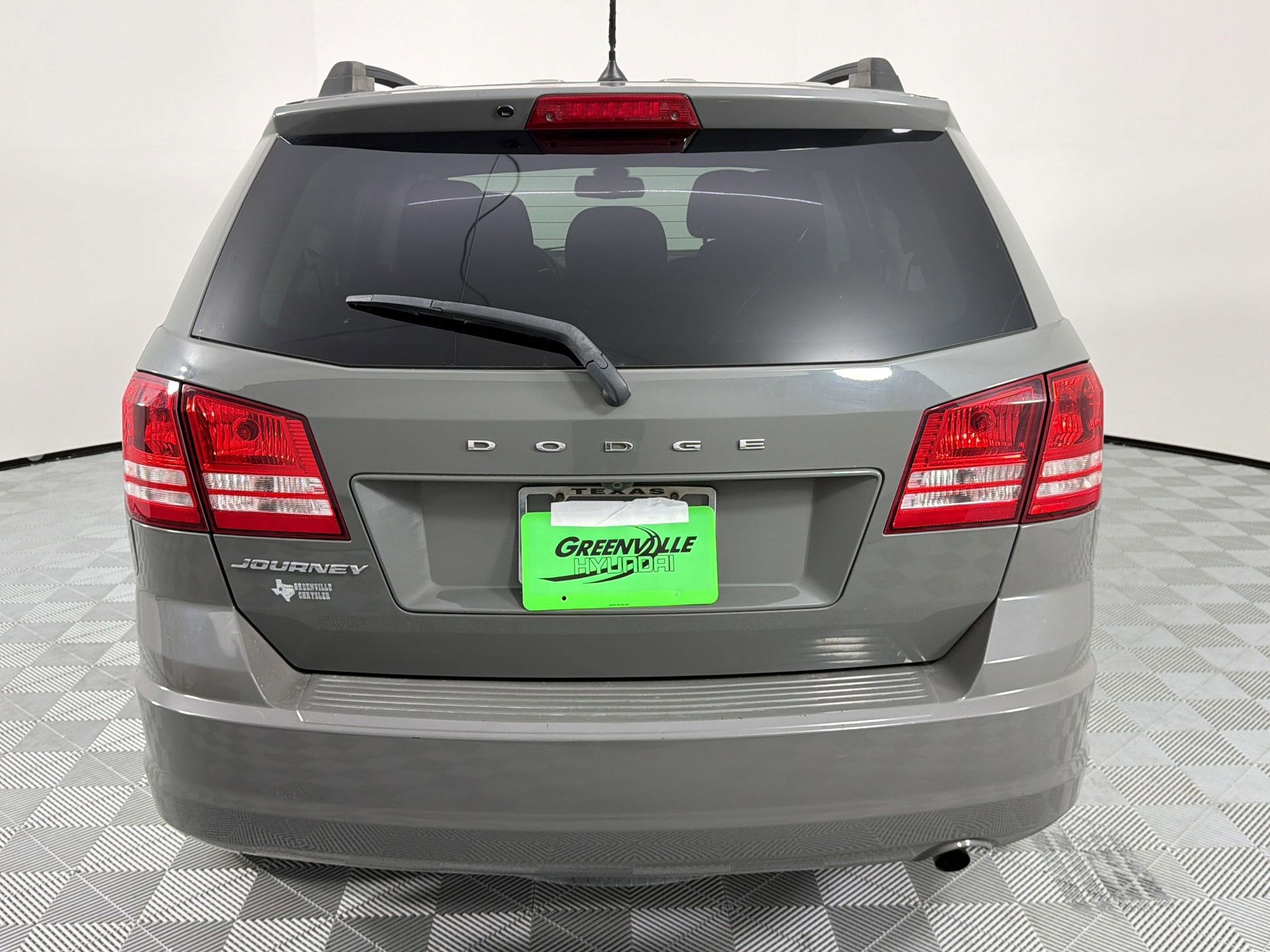 Used 2019 Dodge Journey SE FWD image 10