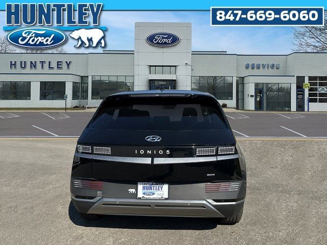 Used 2023 Hyundai Ioniq 5 SE w/ Cargo Package image 5